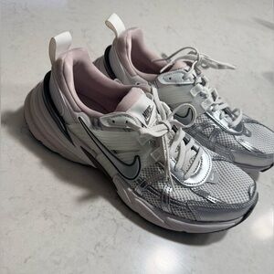 Nike Women's White and Gray Sneakers